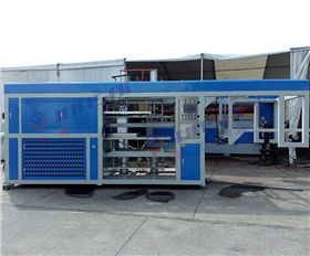 3D立體墻貼吸塑機(jī)5.jpg
